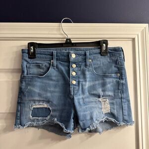 Denim High Rise Short Size 6 (28 inch waist)
